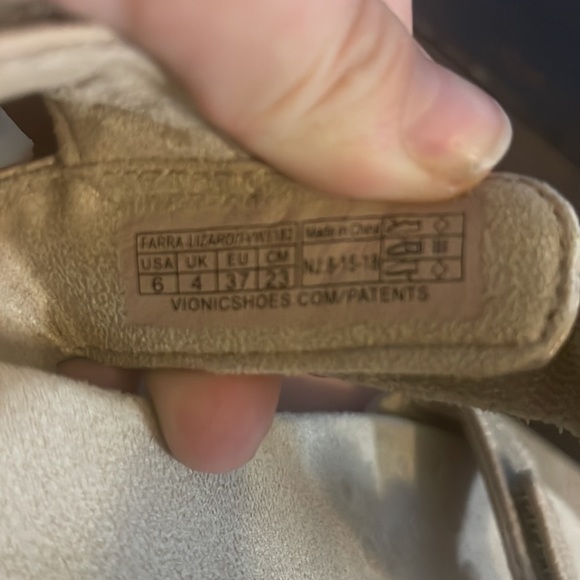 Vionic Sandals - Picture 3 of 3